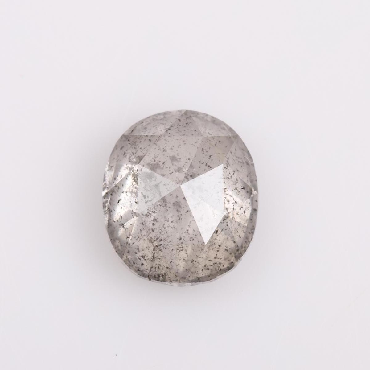 1.46 CT、7.20 X 6.30 MM、ソルト アンド ペッパー ダイヤモンド 1.46 CT、7.20 X 6.30 MM、ソルト アンド ペッパー ダイヤモンド