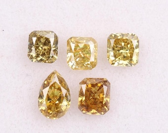 0.67 CT, Natural Loose Fancy Diamond, Mix Shape Diamond, Pear Diamond, Emerald Shape Fancy Diamond For Engagement Ring & Wedding Ring.