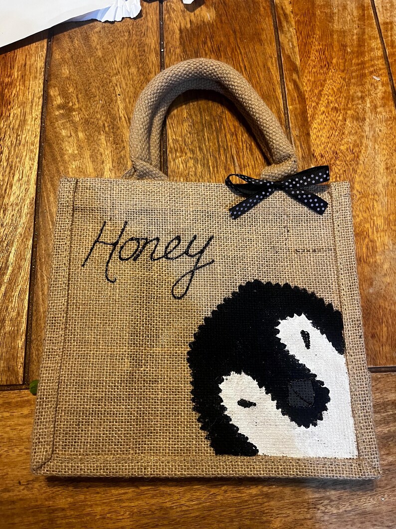 Penguin Design Personalised Jute Bag – Sustainable Custom Name Tote. Gift for Nan or penguin class image 10