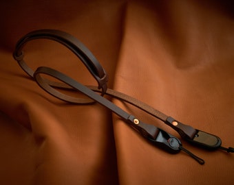 Horween leather Camera Strap with Peak Design anchors  with removable shoulder pad.(Brown)