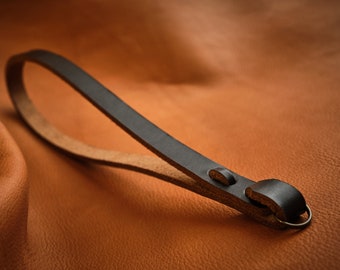 Correa de muñeca delgada para cámara de liberación rápida Horween Chromexel hecha a mano por CK Mike