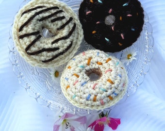 Crocheted three donuts