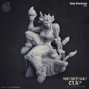 Minotaur Shaman Miniature - Castnplay | Beastfolk Pinup Model | Dungeons & Dragons | DnD | Wargaming | Hania Riverdream