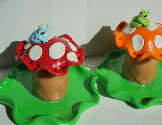 Frog on sale jewelry holder
