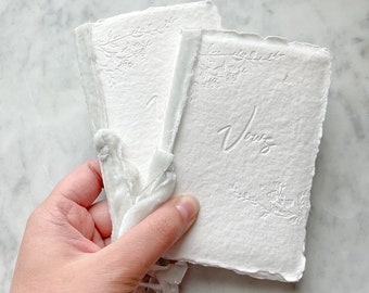 Juego de libros de votos impresos en tipografía: diseño floral, papel hecho a mano.