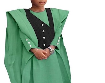 アグバダ、男の子のスーツ、男の子の服、アフリカの男の子の服装、アフリカの男の子のドレス。子供用アグバダ
