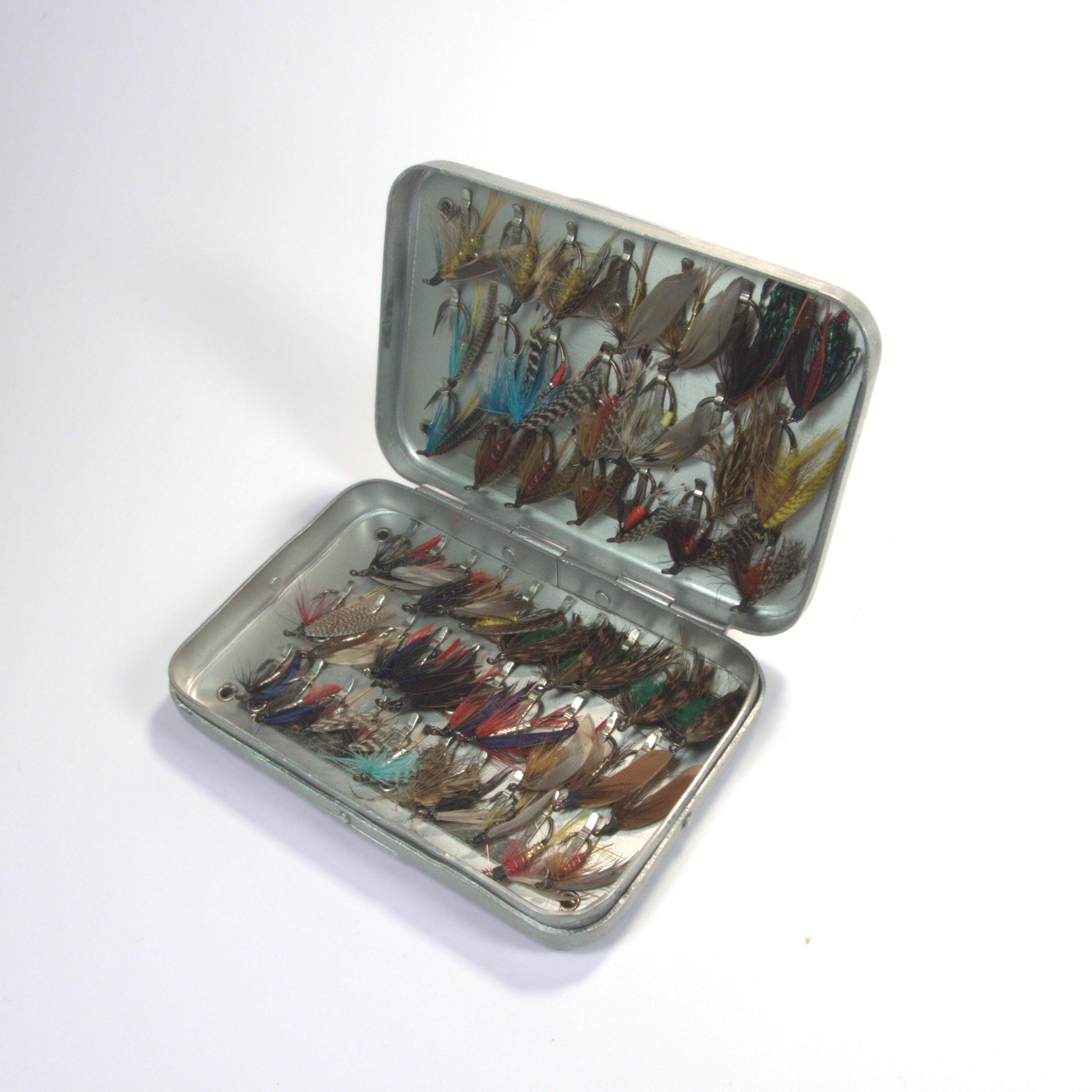 Boîte De Pêche à La Mouche Vintage Hardy - 60 Clips + Mouches | Modèle Poche Début 1900