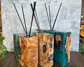 Epoxy Reed Diffuser Square, Handmade Wood Resin Diffuser with Black Reed Wood Sticks, 100mL Oil Tank, Housewarming Gift, Luxury Home Decor