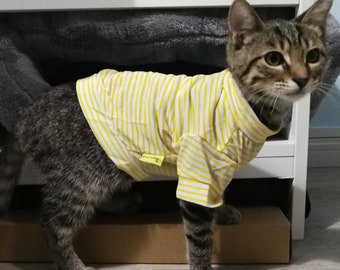 Cute Stripe Cat Shirt | Soft Cotton Vest for Summer | Fun Outfit for Cats | Great Gift for Animal Enthusiasts  Ideal for Cat Unique Dress-up