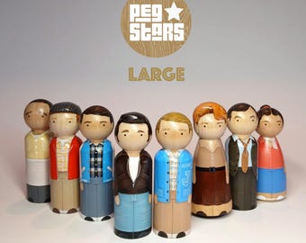 Hand Painted Happy Days inspired wooden Peg Dolls: 8 figure set, 9cm The Fonz, Fonzie