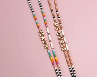 Zwart en wit + neutraal of regenboog leraar lanyard, leraar cadeau, badge ketting, leuke lanyard, zaad kraal lanyard, kralen lanyard