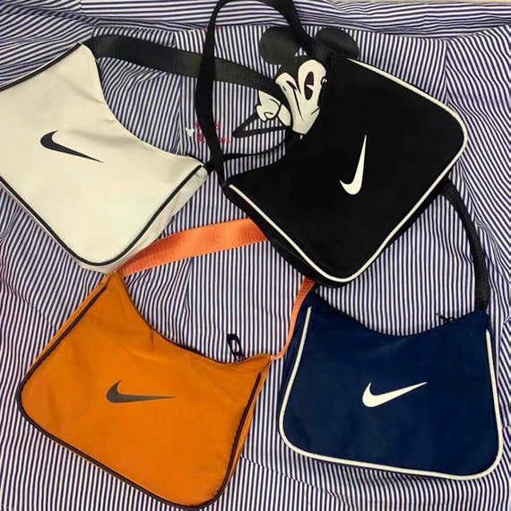 nike baguette bag