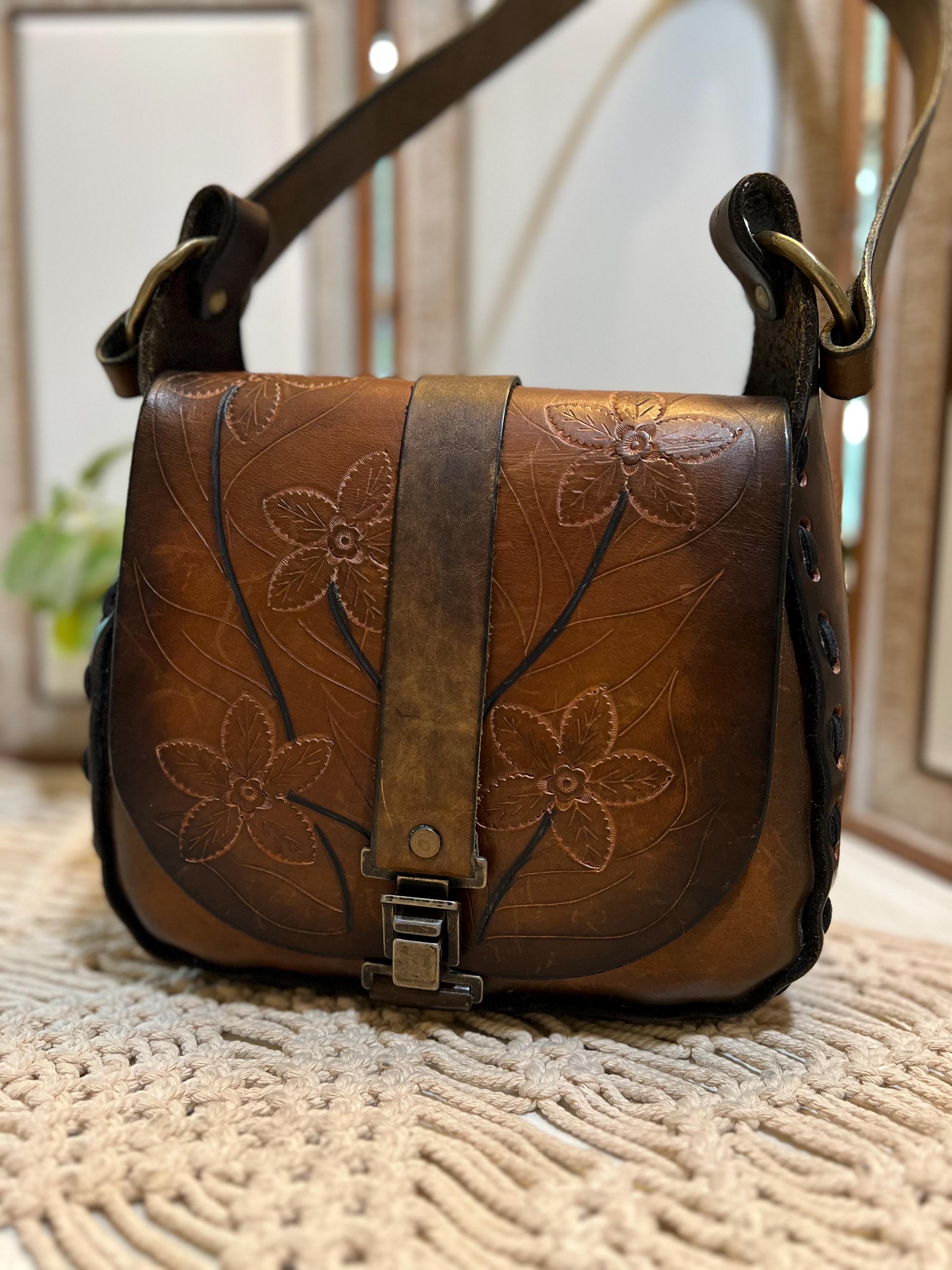Vintage 1970s Tooled Leather With Brass Hardware/clasp Purse/ Handbag/saddlebag/medium Size/boho/hippy Style/shoulder/crossbody - Etsy Vintage 1970s Tooled Leather With Brass Hardware/clasp Purse/ Handbag/saddlebag/medium Size/boho/hippy Style/shoulder/crossbody - Etsy