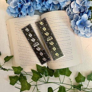 Bookish moon phase cycle foil bookmark