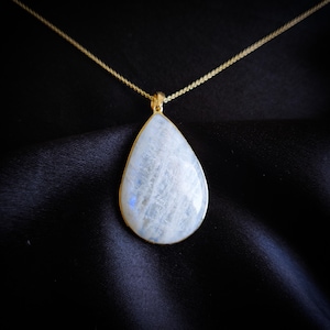 Natural Rainbow Moonstone Pendant, 14K Solid Yellow Gold Rainbow Moonstone Pendant, Blue Moonstone Jewelry, June Birthstone, Valentine Gift