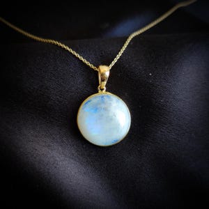 Natural Rainbow Moonstone Pendant, 14K Solid Yellow Gold Rainbow Moonstone Pendant, June Birthstone, Valentine Gift, Moonstone Jewelry