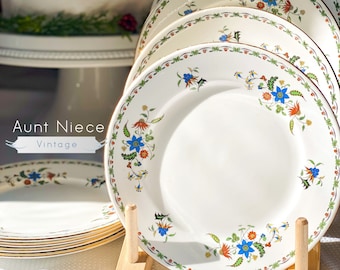 Vintage Shelley Bone China Plate: Chelsea Floral Dessert Plate (7.5'')
