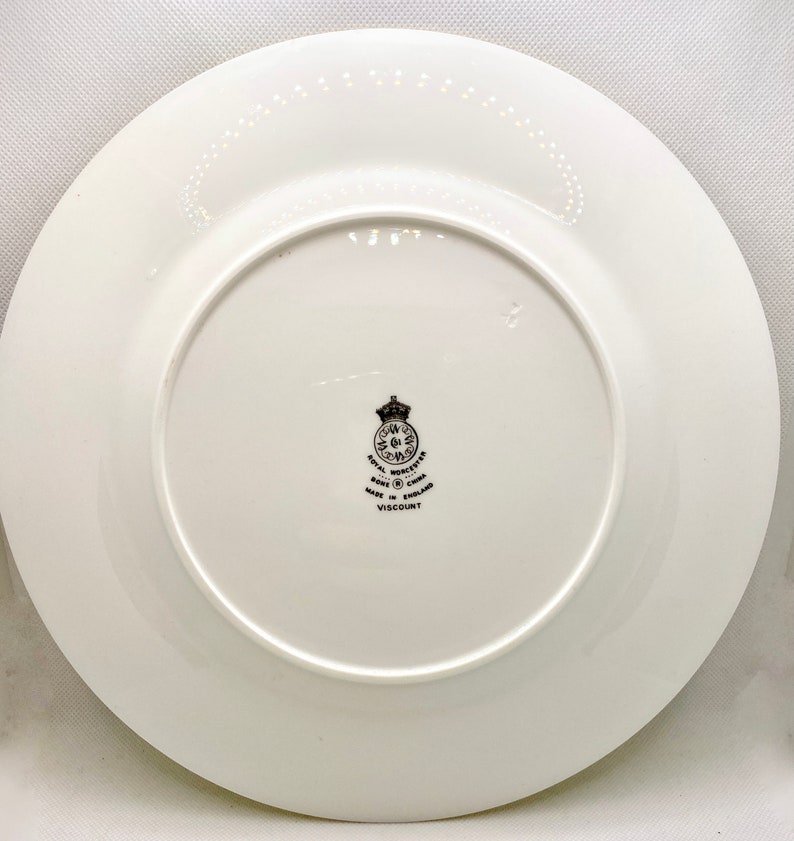 Vintage Royal Worcester Viscount Dinner Plate: White Gold XO Rim, 1960s image 6
