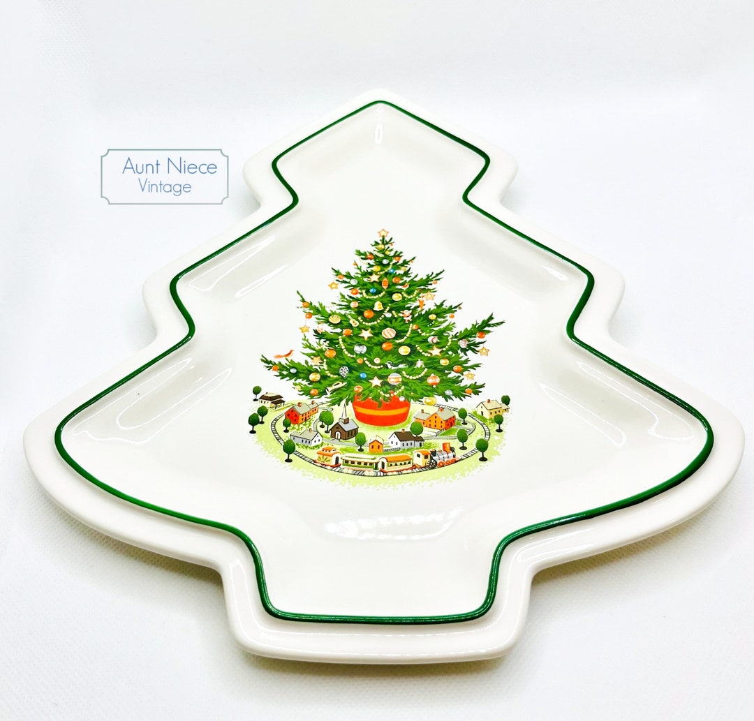 Vintage Pfaltzgraff Tree Shaped Plate christmas Heritage 10'' Dish