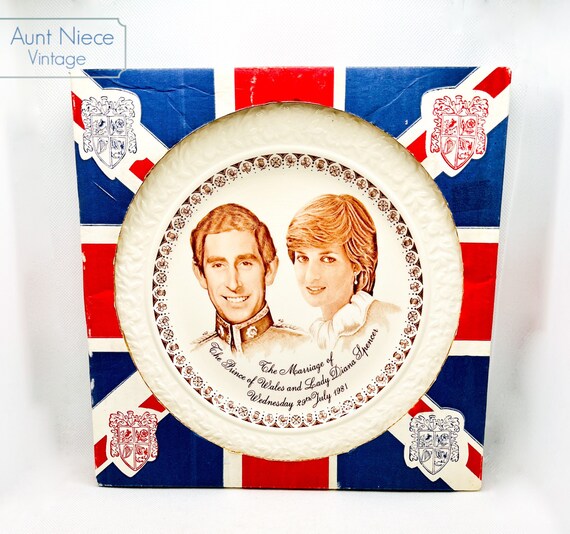 Vintage Princess Diana and Prince Charles wedding plate English Ironstone tableware ltd with original package c.1981