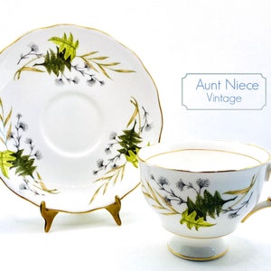 Vintage teacup and saucer Colclough bone china green ivy oak leaves c.1960s