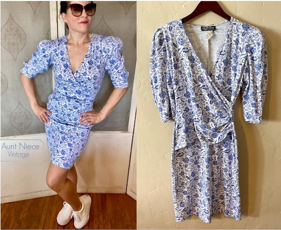 1980s Vintage blue Floral Dress / 80s 90s Blue White Floral Body Con Dress  | Retro blue 1980s dress | 1980s dress | Casual 80s dress