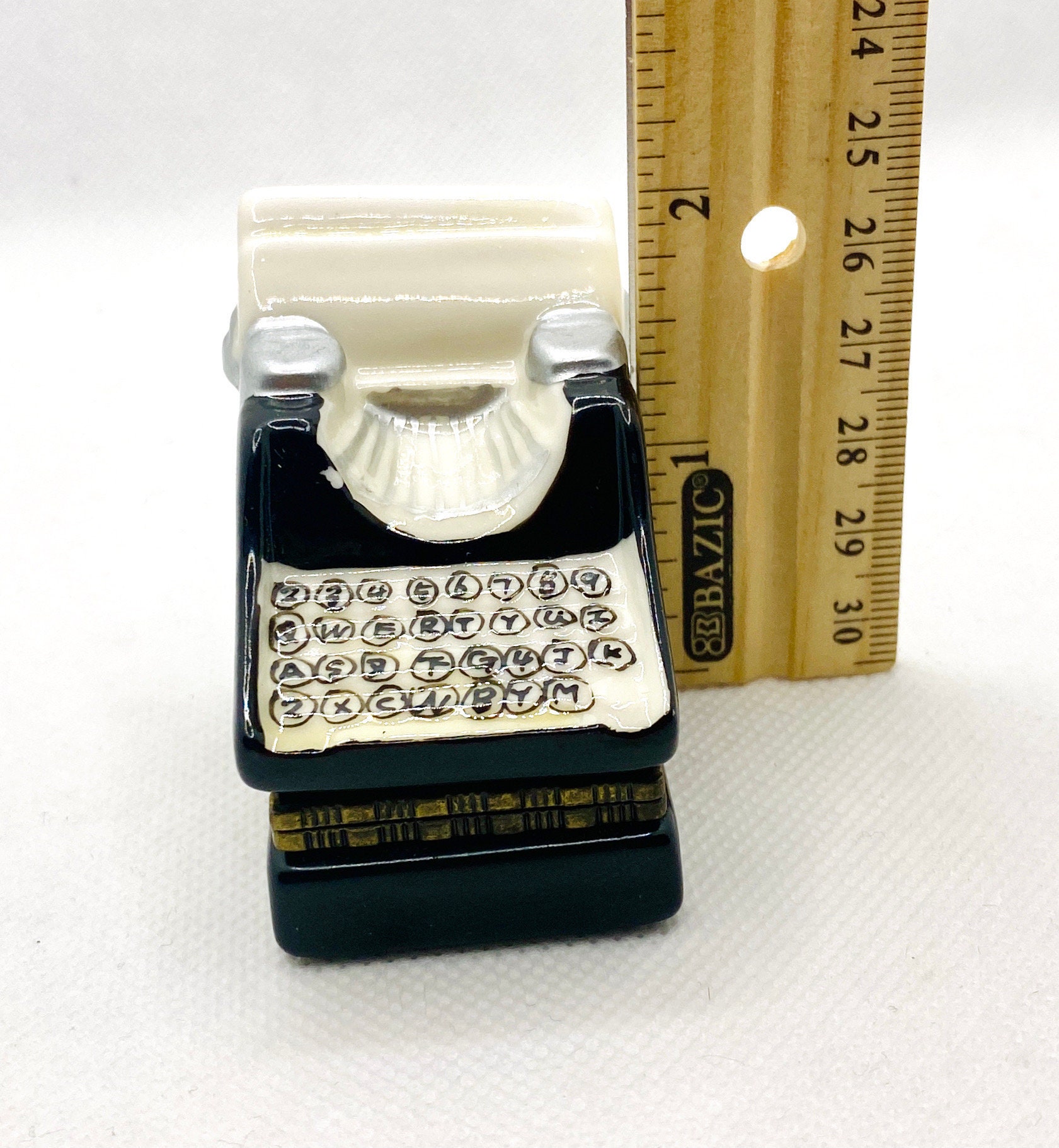 Vintage Typewriter trinket Box Vintage pill box Engagement ring