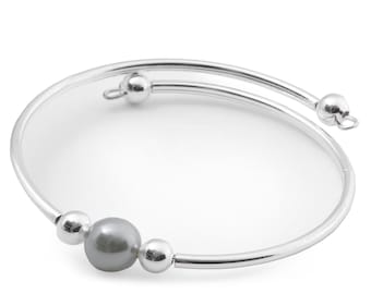 Single Shell Pearl Bracelet / Bangle – Grey