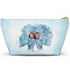 Sisters white christmas pouch 2025