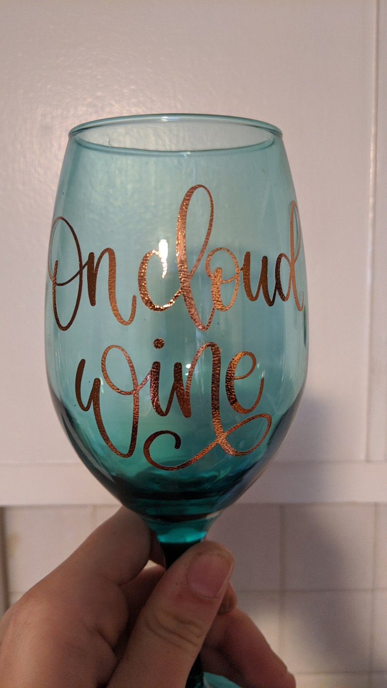 On Cloud Wine Wine Glass