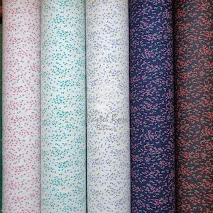 Teeny Joy Ditsy floreale 100% popeline di cotone tessuto Ditsy da mezzo metro / 112 cm di larghezza