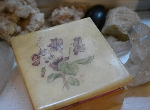 Iris ringbox