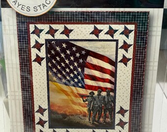 Modèle de courtepointe « Stars and Honor » (132 x 163 cm) centré sur un panneau patriotique, par Tiffany Hayes pour Riley Blake. Vendu à l'unité.