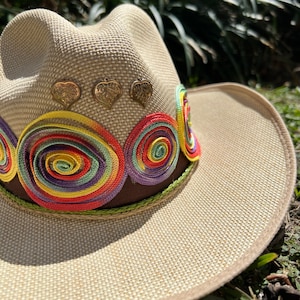 Colombian handMade hat, colorful spiral ref, Colorful summer hat for women, straw hat , beach hat , Decorated Hat, gift for her, artisan hat