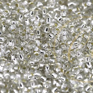Silver Line Transparent Seed Beads, 8/0 (3mm) Czech Seed Beads 25 grams / GSB8-M80