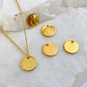 2 pcs Gold Plated Initial Pendants, 10mm Round Brass Letter O Charm / GPL-7O