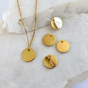 2 pcs Gold Plated Initial Pendants, 10mm Round Brass Letter A Charm / GPL-7A