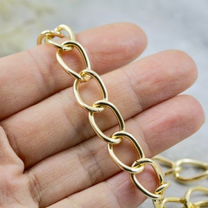 Chaîne gourmette en aluminium, couleur or 13 mm x 9 mm, chaîne de bijoux 1 mètre (3,28 pieds) / CHN-A01