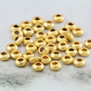 Perline distanziatrici Rondelle da 4 mm, perline in metallo placcato oro opaco/lucido 50 pezzi / GPY-013