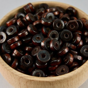 8mm Dark Brown Wood Disc Bead, Natural Wood Dyed Heishi Beads 100 pcs / WBD8-02