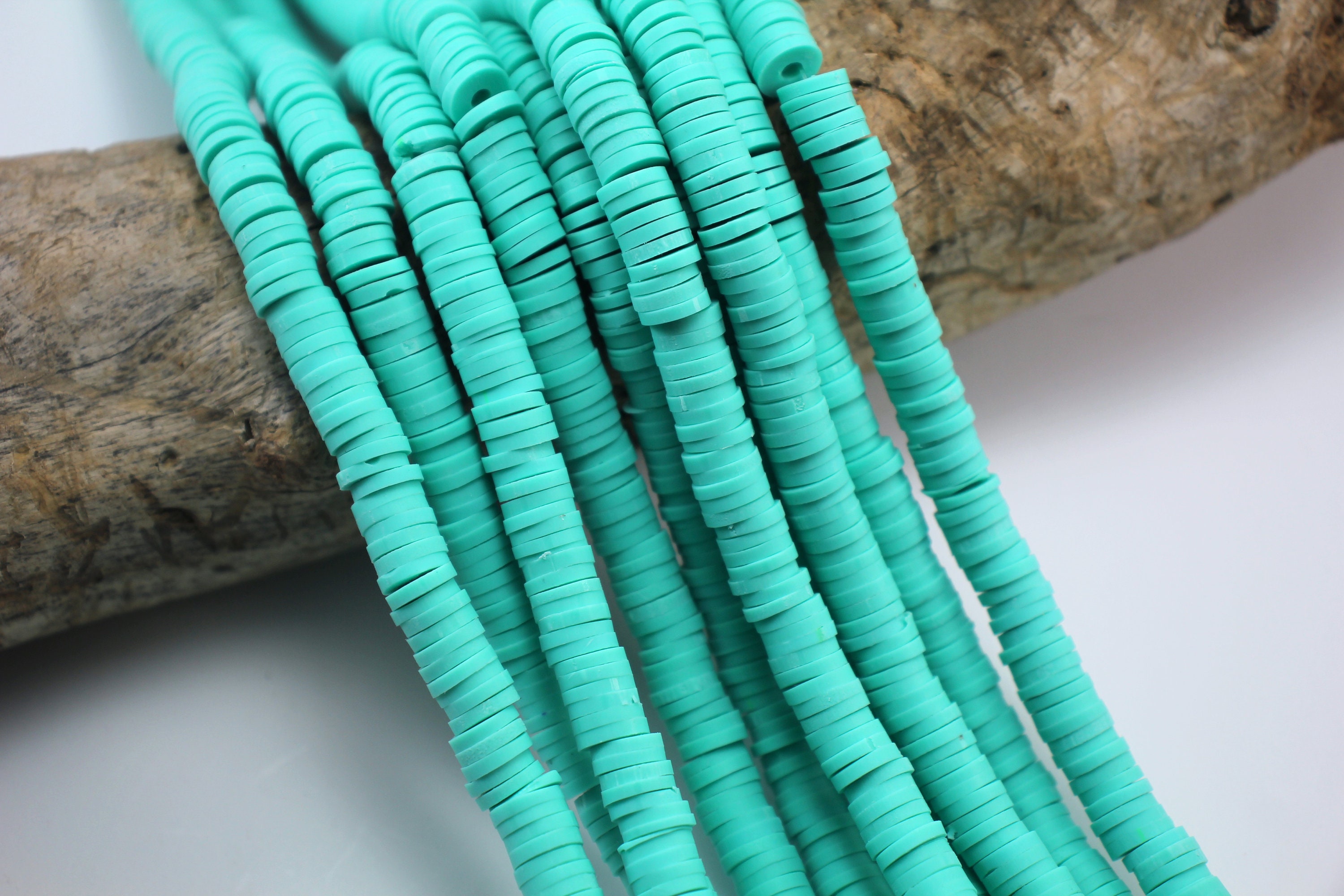 アクセサリー Make out Hill 6mm Turquoise Heishi Disc Beads, Surfer Necklace Heishi