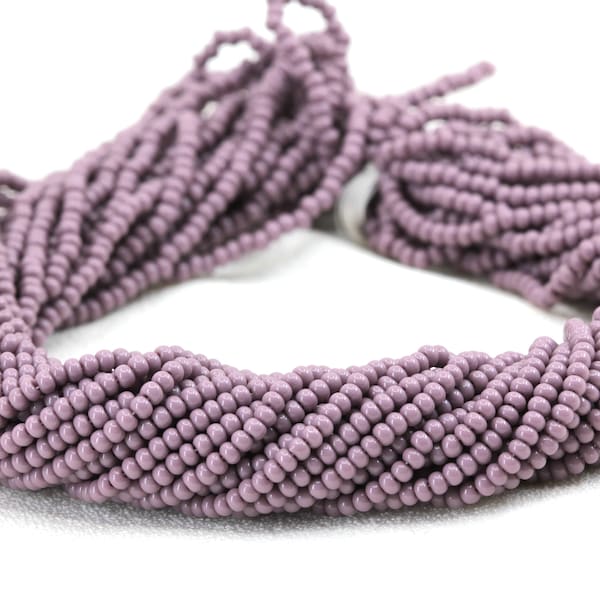 Mauve Seed Beads, 11/0 (2.2mm) Czech Seed Beads 1 Full Hank, Sand Beads / GSB11-M47