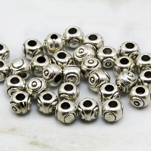 50 pcs Round Spacer Beads, 5mm Silver Colour Metal Mini Spacer Beads / MB-013