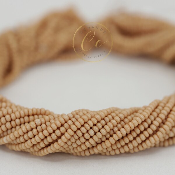 Pastel Camel Seed Beads, 11/0 (2.2mm) Czech Seed Beads 1 Full Hank / GSB11-M110