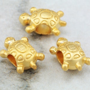 11mm Turtle Charms, Matte/Shiny Gold Plated Metal Large Hole Beads 5 pcs / GPY-106