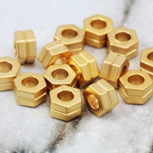 6mm Gold Plated Rondelle Spacer Bead, Metal Hexagon Spacer Bead 15 pcs / GPY-396