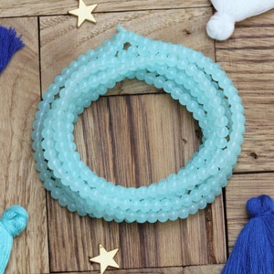 4mm Sky Blue Glass Beads, Smooth Round Ball Glass Loose Beads / GB4-33