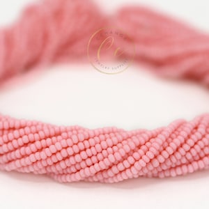 Light Blush Pink Seed Beads, 11/0 (2.2mm) Czech Seed Beads 1 Full Hank / GSB11-M126