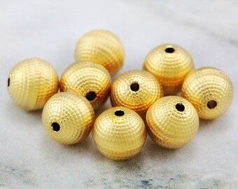 8mm Round Spacer Beads, Matte/Shiny Gold Plated Metal Textured Ball Sphere Beads 5 pcs / GPY-040