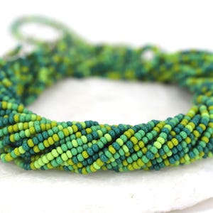 1 Meter Green Mix Multicolour Seed Bead Strands, 11/0 (2.2mm) Colorful Czech Seed Beads / GSB11-934
